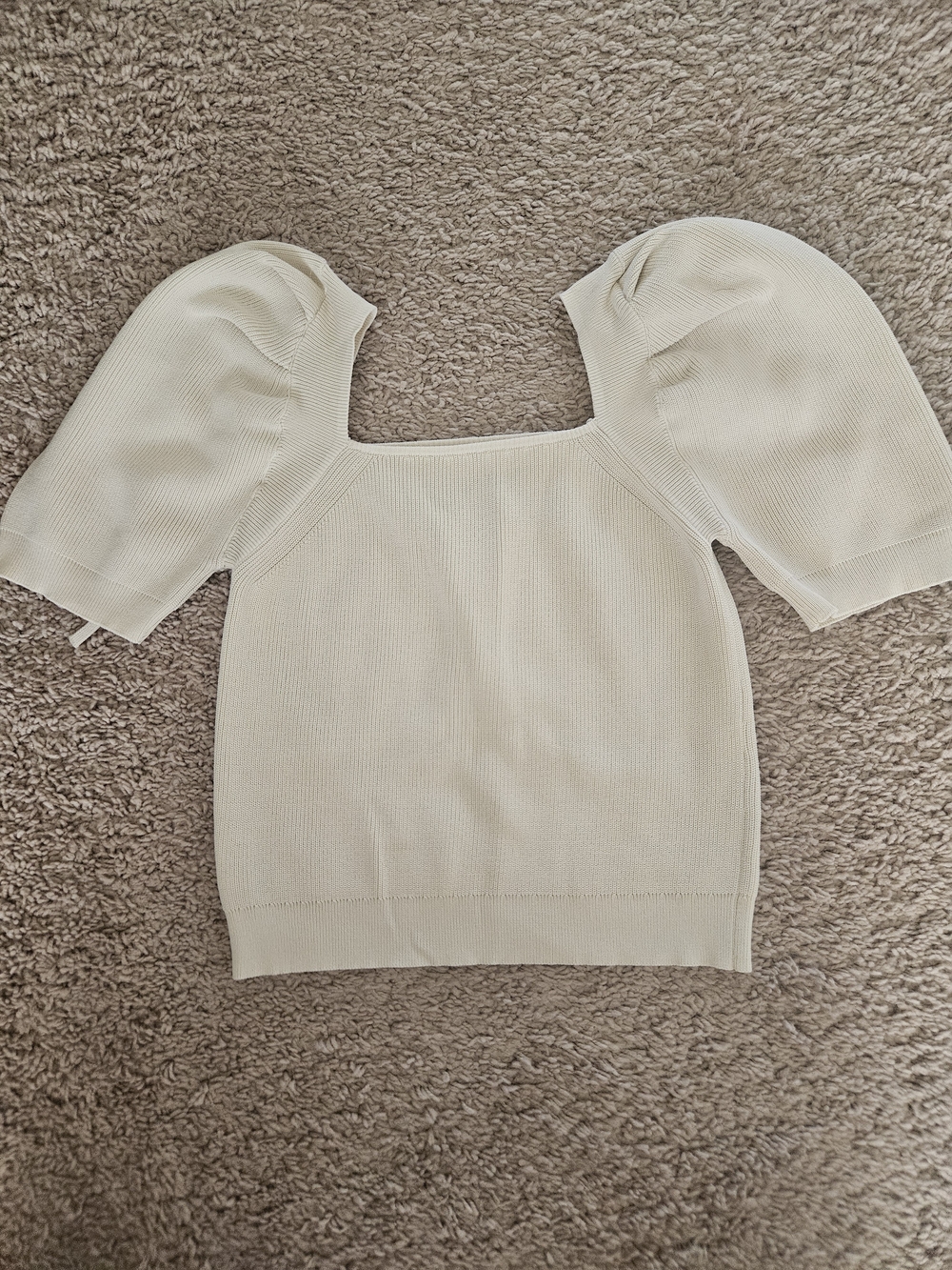 Puff Sleeve Crop Top in White Like New